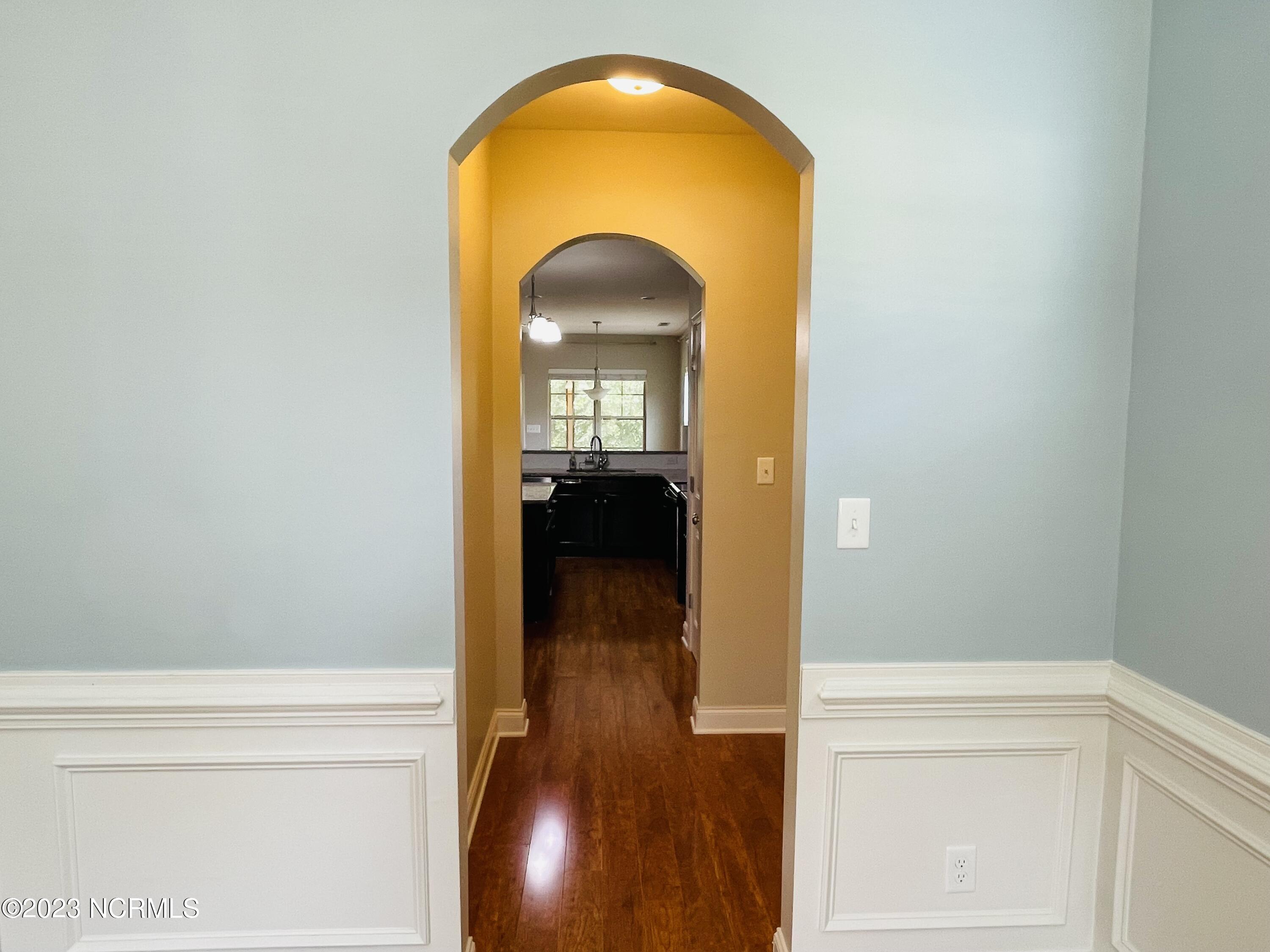 764 Sun Road Aberdeen, NC 28315 - Photo 6 of 34 Arched door way