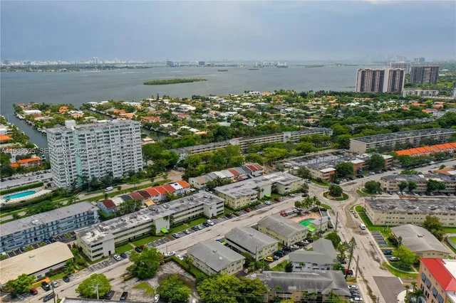 $2,400 | 11960 Northeast 19th Drive, Unit 17, North Miami, FL 33181