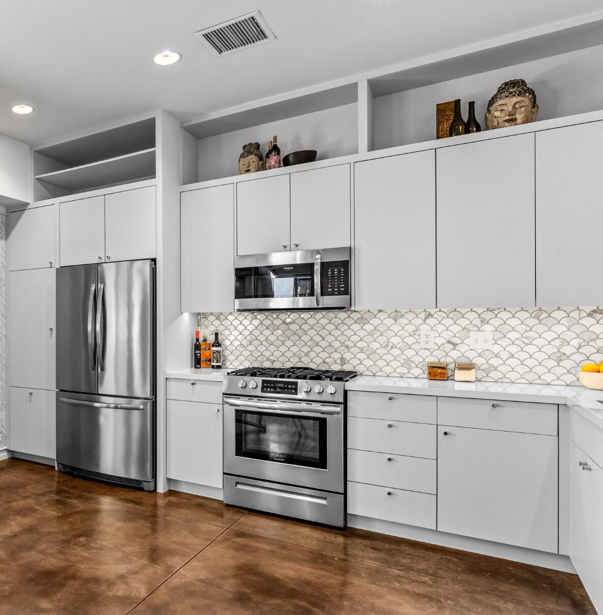 13 kitchen counter over cropped