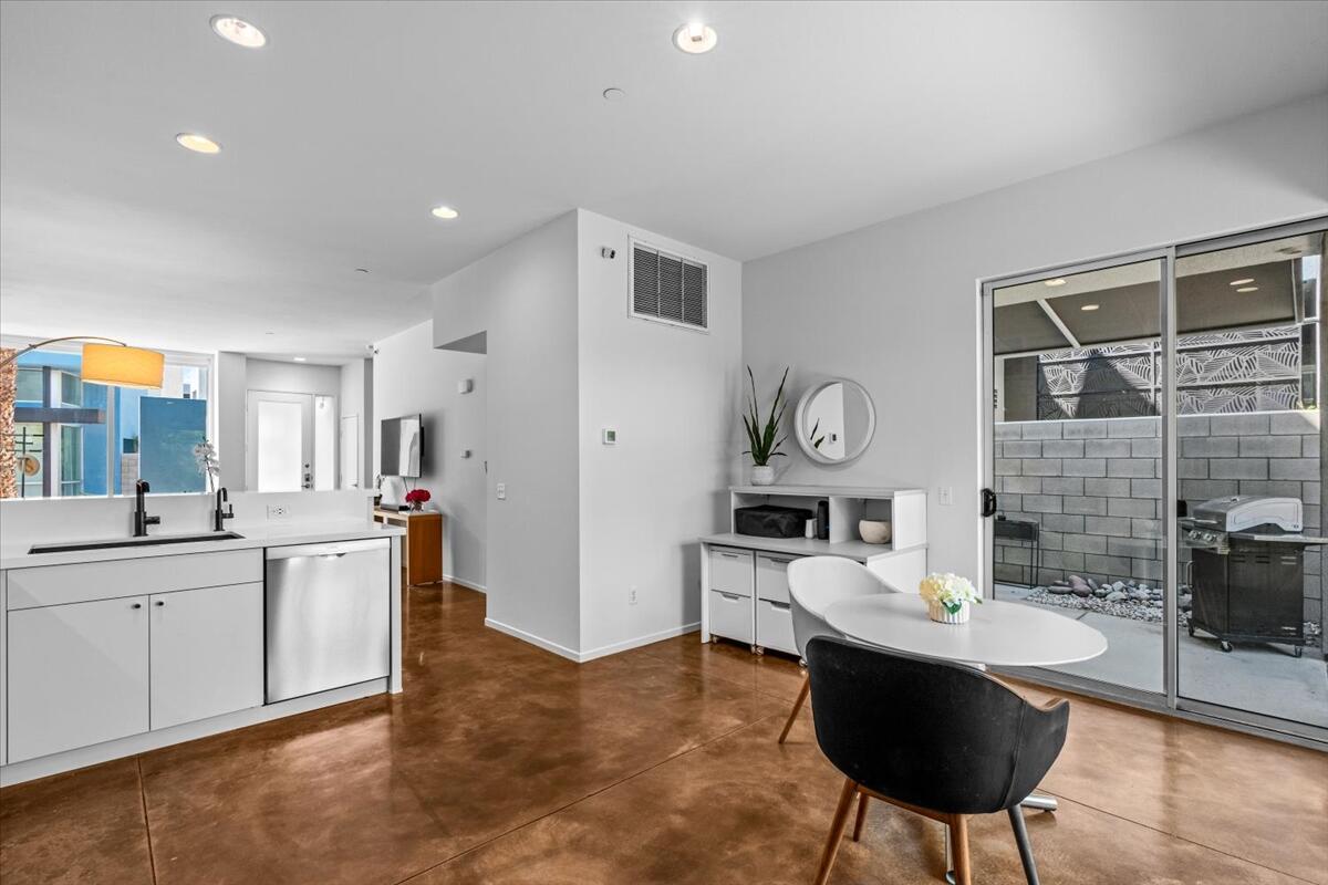 222 Breeze Loop Palm Springs, CA 92262 - Photo 12 of 42 24-222 Breeze Loop-23