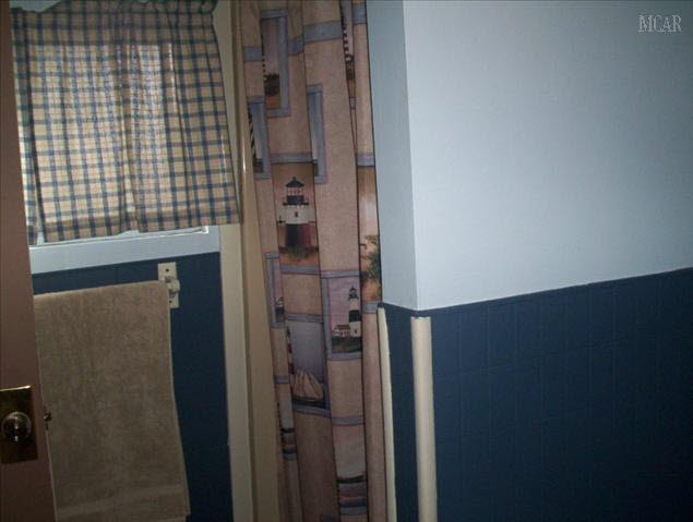 3600 Ohara Road Carleton, MI 48117 - Photo 16 of 20 Shower