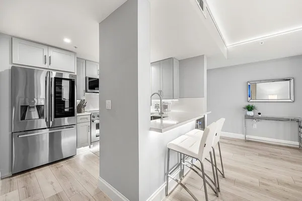 $725,000 | 255 Evernia Street, Unit 1115, West Palm Beach, FL 33401