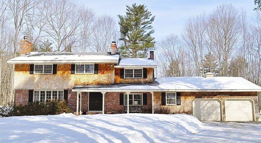 18 Twin Pond Road Topsham, ME 04086 - Photo 1 of 48 Main (old listing)18 Twin Pond