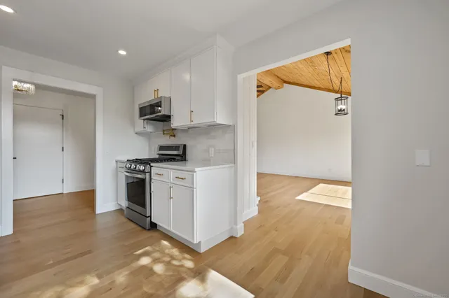 $619,000 | 488 Commanche Lane, Unit A, Stratford, CT 06614