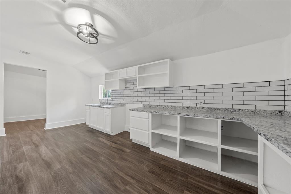 1825 Lyle Avenue Waco, TX 76708 - Photo 22 of 26 Gallery Image 22