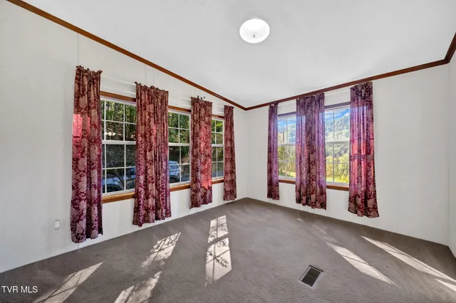 $725,000 | 384 Sugar Pine Lane, Gate City, VA 24251