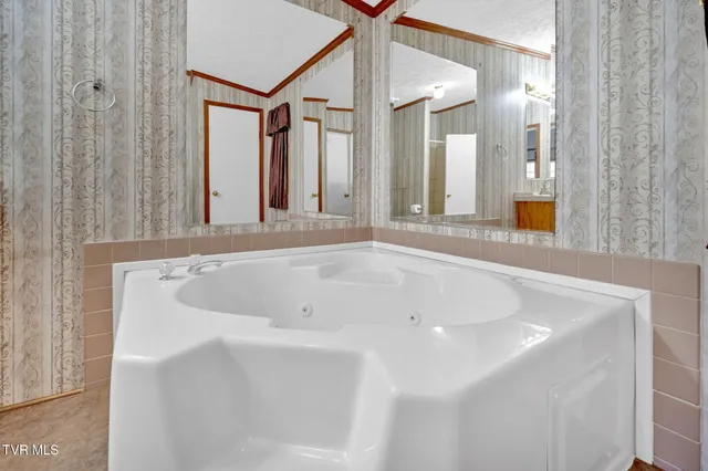 $725,000 | 384 Sugar Pine Lane, Gate City, VA 24251