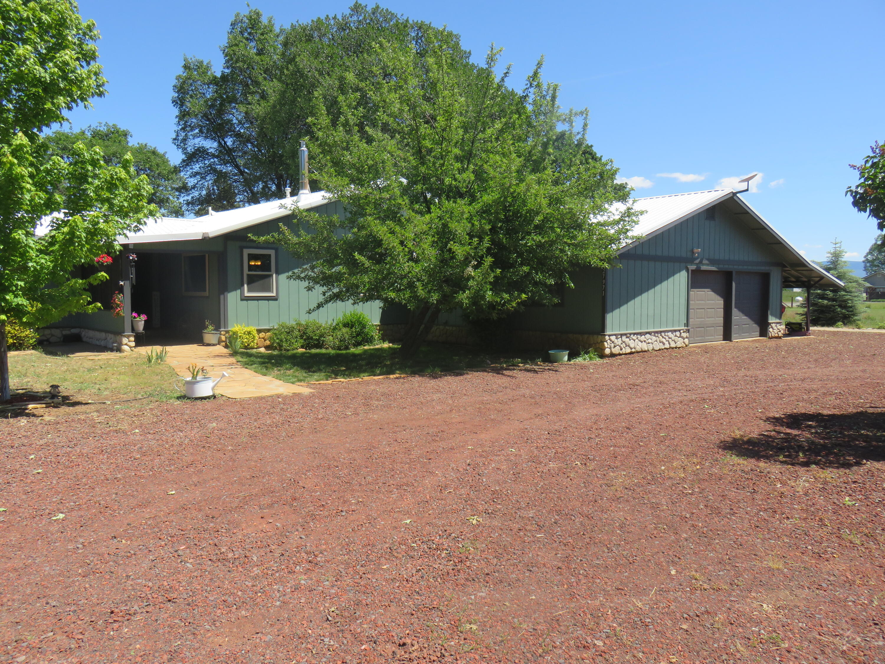 27971 Soldier Mountain Road Fall River Mills, CA 96028 - Photo 4 of 41 House