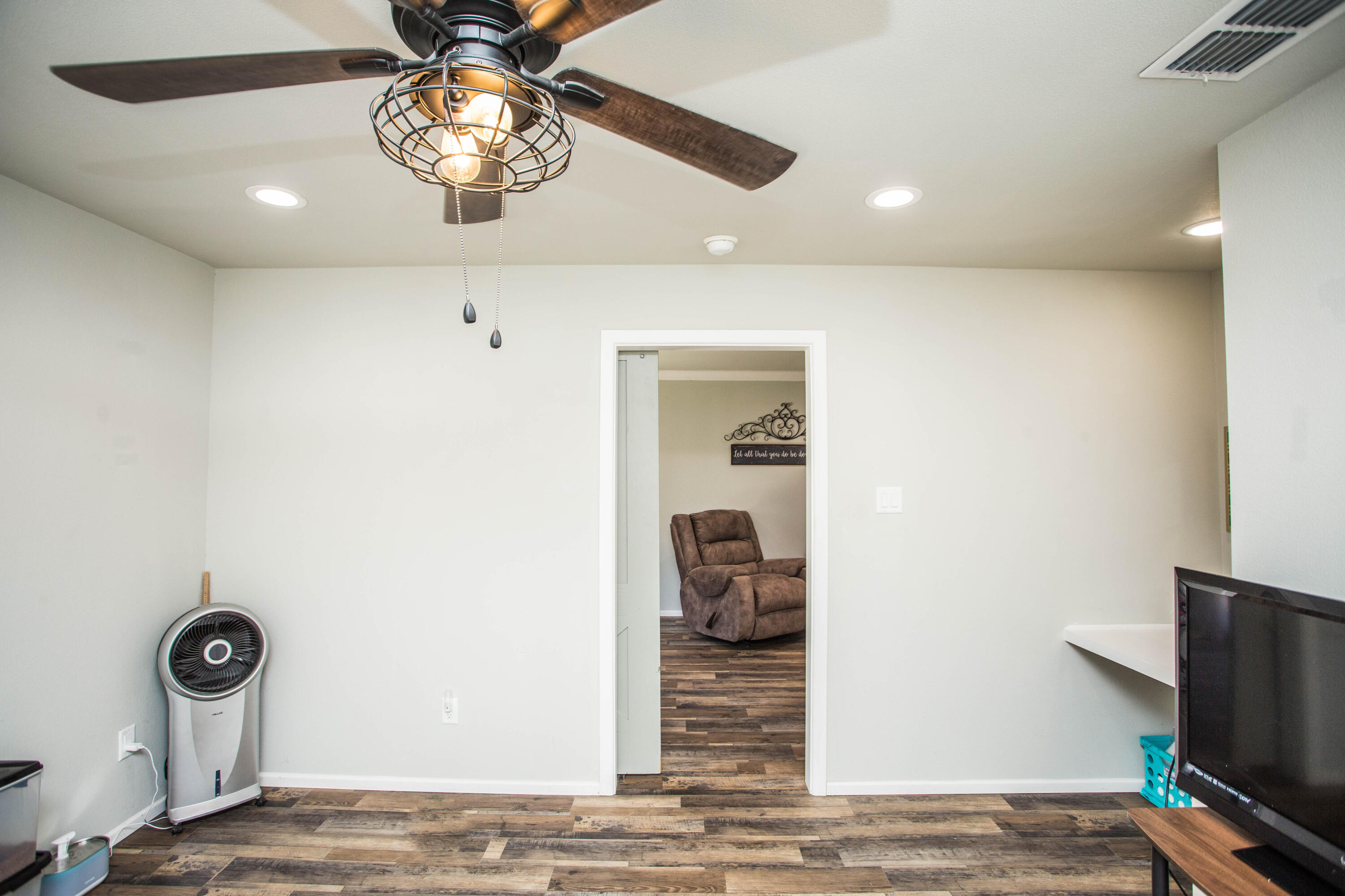 2121 70th Street Lubbock, TX 79412 - Photo 36 of 66 5V2A3765