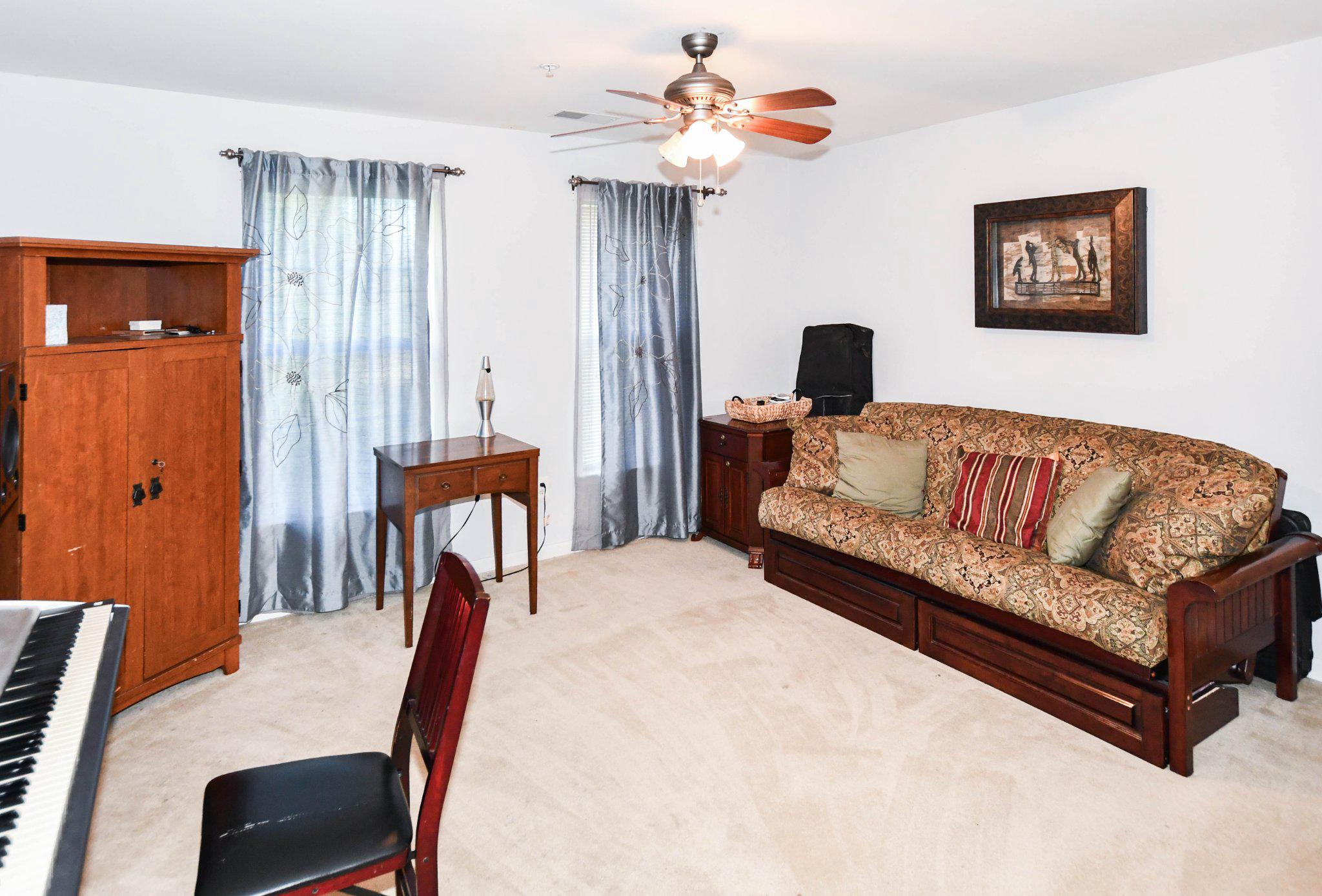 3208 Clavier Place Clinton, MD 20735 - Photo 27 of 55 Bedroom 1 - buddy bath attached