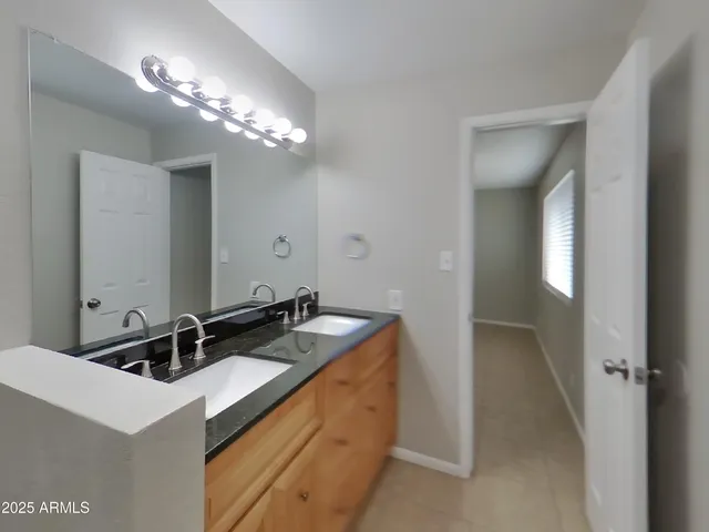 $2,349 | 1445 East Edgewood Avenue, Mesa, AZ 85204