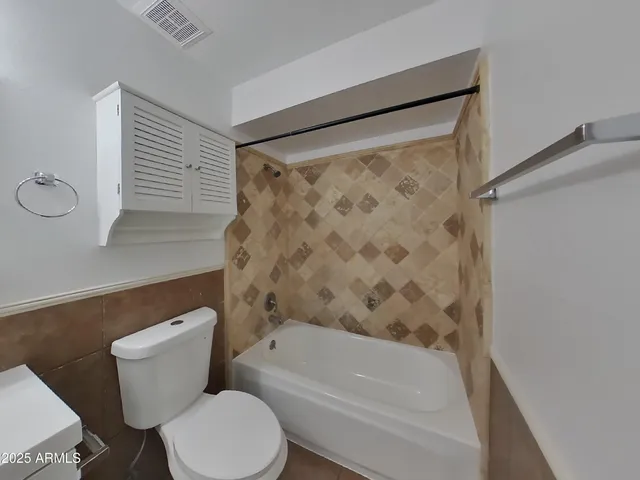 $2,349 | 1445 East Edgewood Avenue, Mesa, AZ 85204