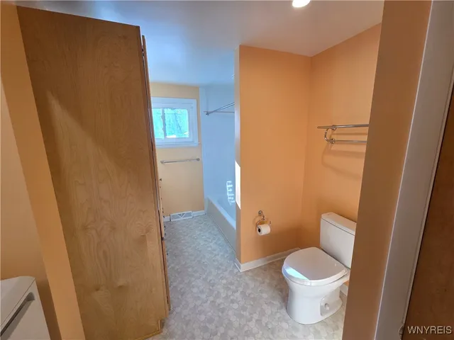 $1,800 | 39 Lennox Avenue, Amherst, NY 14226