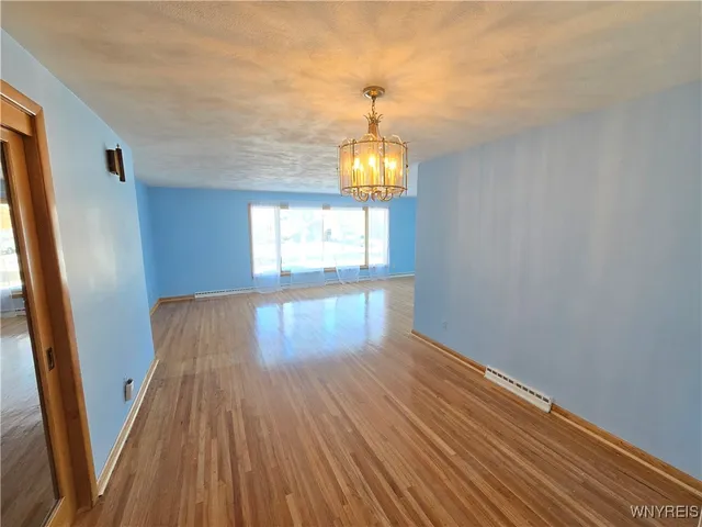 $1,800 | 39 Lennox Avenue, Amherst, NY 14226