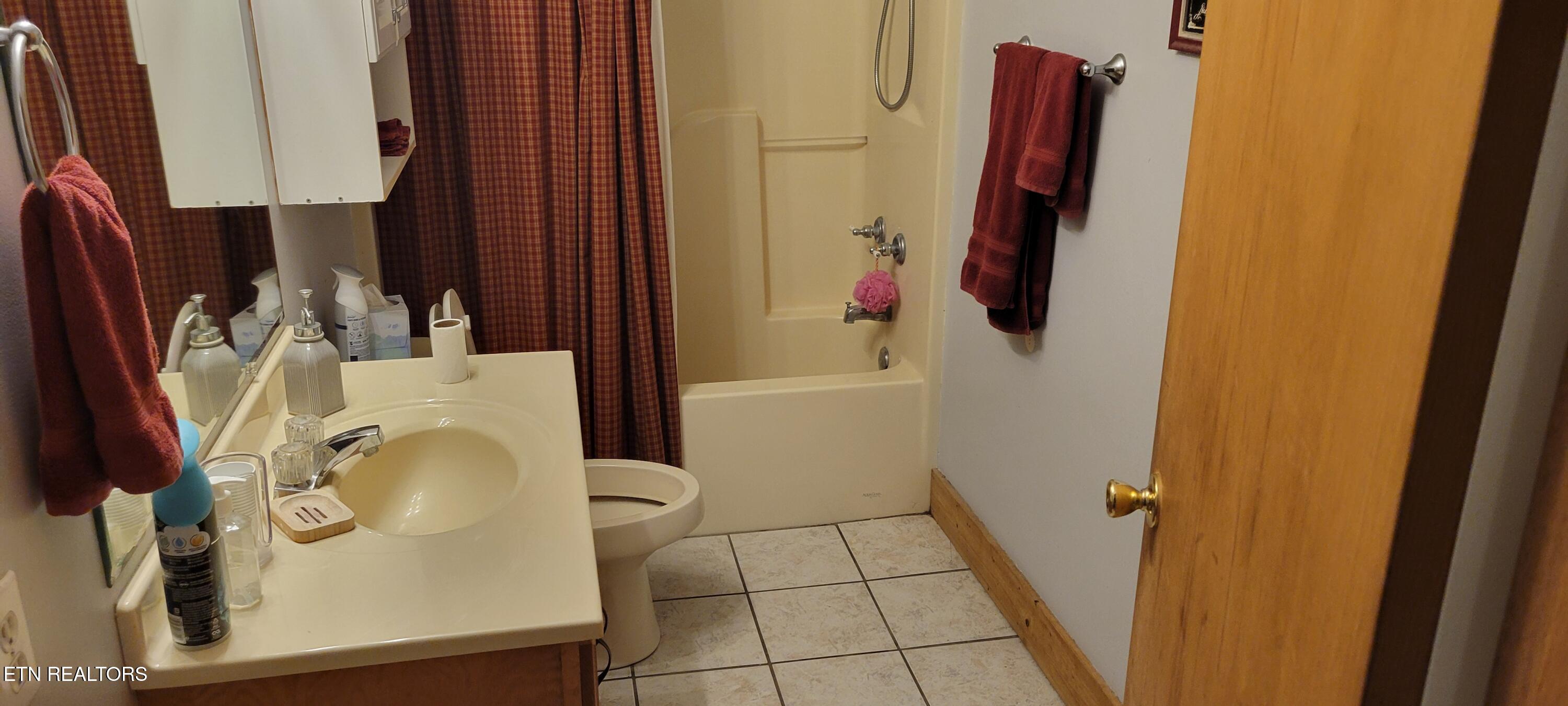 151 Rolen Road New Tazewell, TN 37825 - Photo 27 of 38 27
