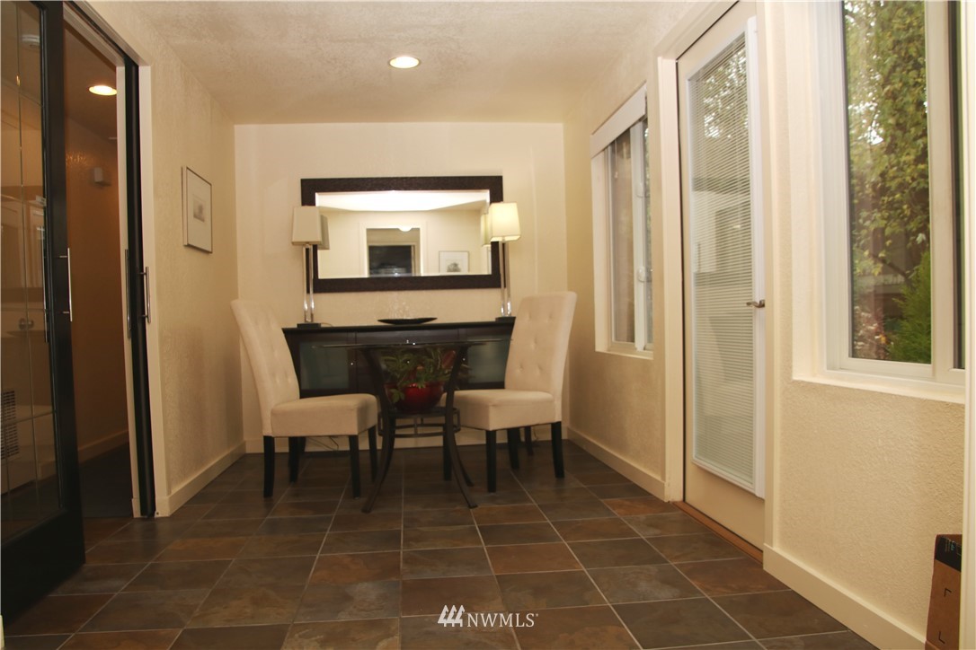 8304 196th Street Southwest Edmonds, WA 98026 - Photo 18 of 24 Gallery Image 18