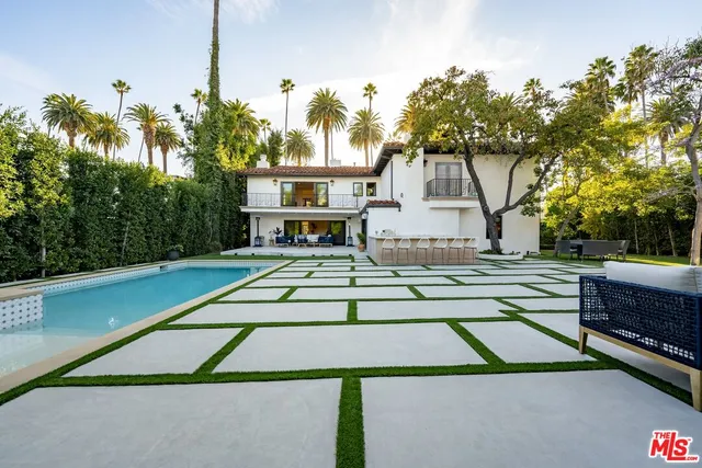 $38,000 | 520 North Bedford Drive, Beverly Hills, CA 90210