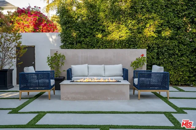 $38,000 | 520 North Bedford Drive, Beverly Hills, CA 90210