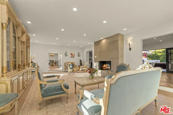 $35,000 | 520 North Bedford Drive, Beverly Hills, CA 90210