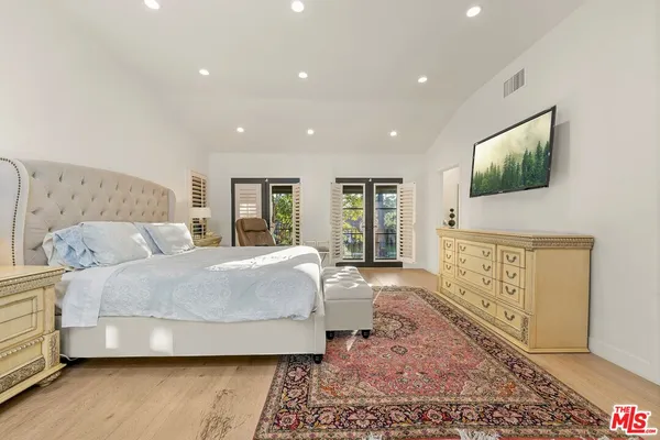 $35,000 | 520 North Bedford Drive, Beverly Hills, CA 90210