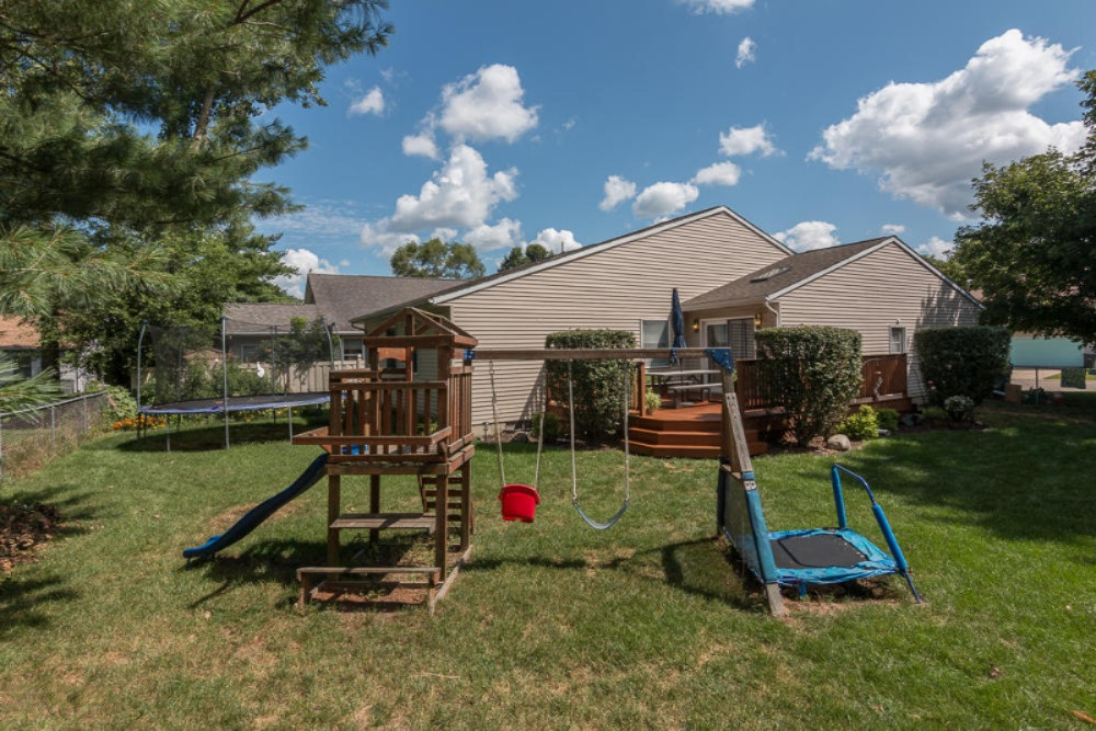 1721 Stone Mill Road Kalamazoo, MI 49006 - Photo 33 of 41 1721StoneMill-39