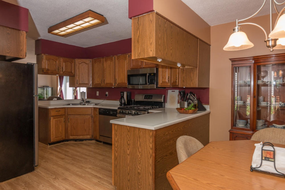 1721 Stone Mill Road Kalamazoo, MI 49006 - Photo 8 of 41 1721StoneMill-22