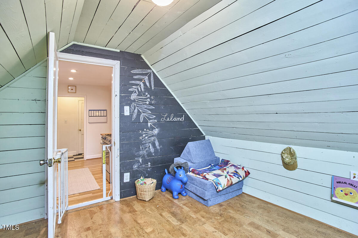 1516 Edgevale Road Durham, NC 27701 - Photo 18 of 42 13