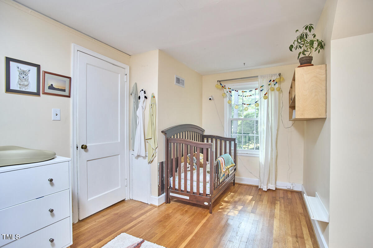 1516 Edgevale Road Durham, NC 27701 - Photo 32 of 42 25