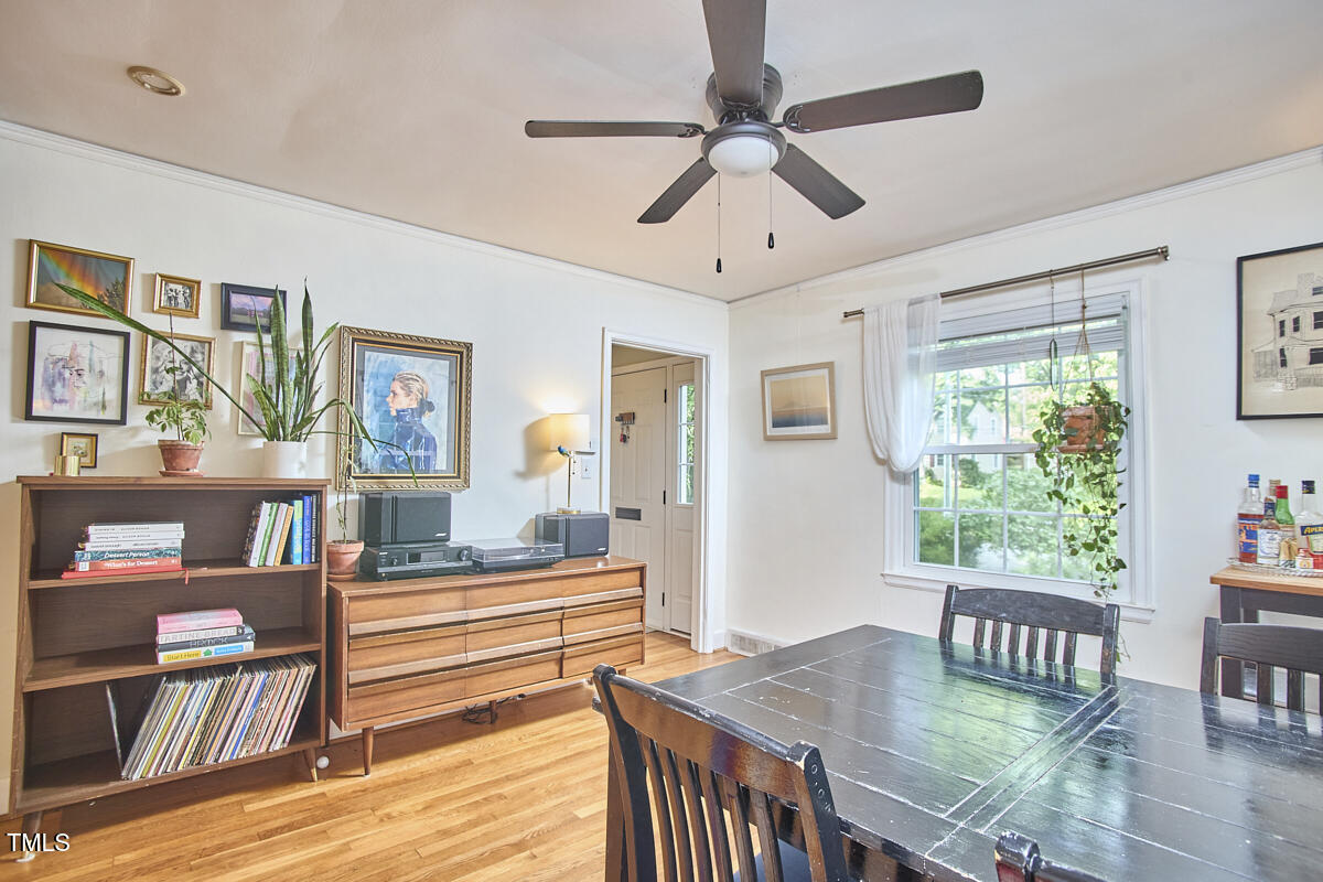 1516 Edgevale Road Durham, NC 27701 - Photo 10 of 42 08