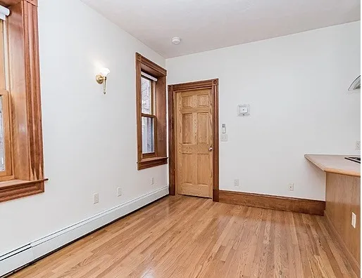 $3,725 | 97 Myrtle Street, Unit 1, Boston, MA 02114