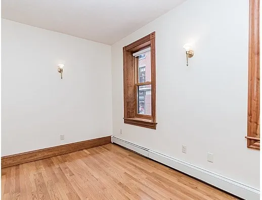 $3,725 | 97 Myrtle Street, Unit 1, Boston, MA 02114