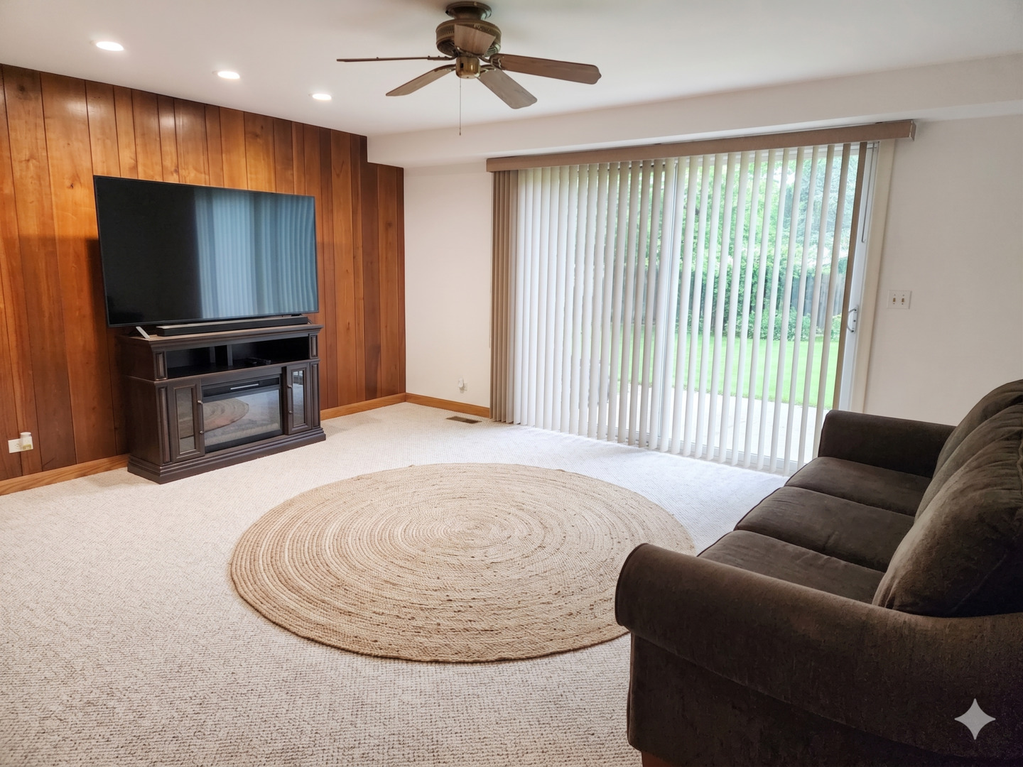 406 Assembly Drive Bolingbrook, IL 60440 - Photo 14 of 16