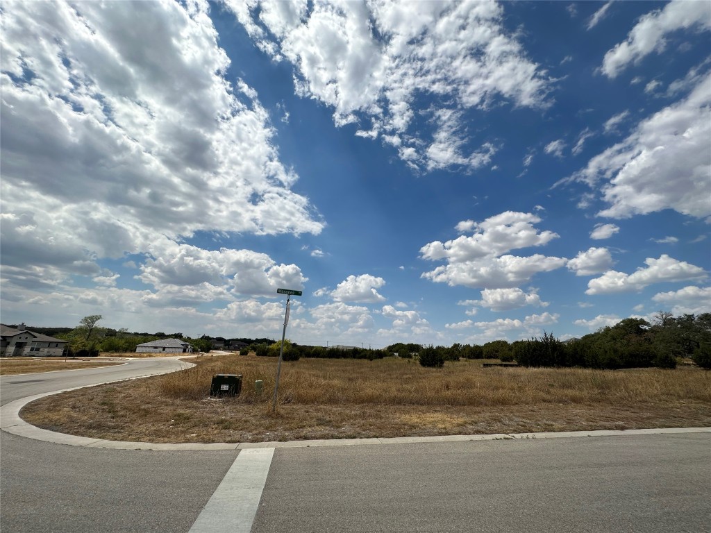 a view of a houses with sky view