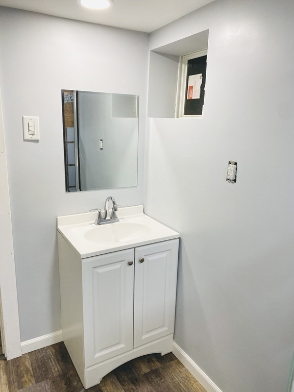 141 West Alvord Street Springfield, MA 01108 - Photo 5 of 8 Gallery Image 5