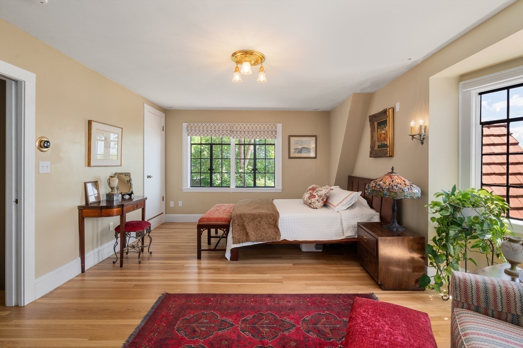 63 Crabtree Road Quincy, MA 02171 - Photo 18 of 41 a living room with furniture and wooden floor