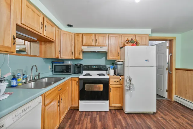 $420,000 | 77 Johnson St Ext Road, Hyde Park, VT 05655