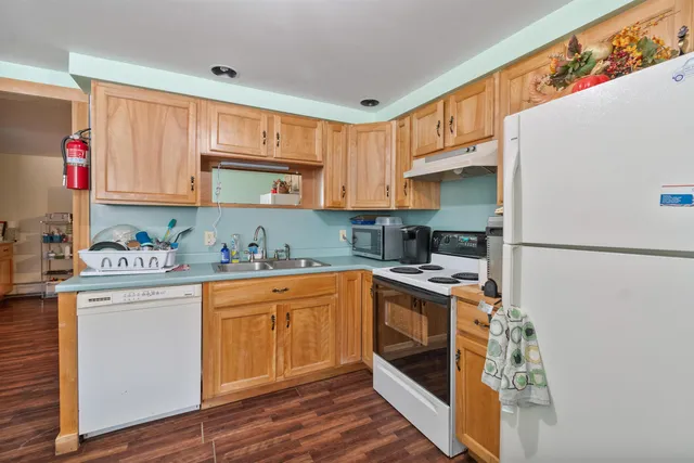 $420,000 | 77 Johnson St Ext Road, Hyde Park, VT 05655