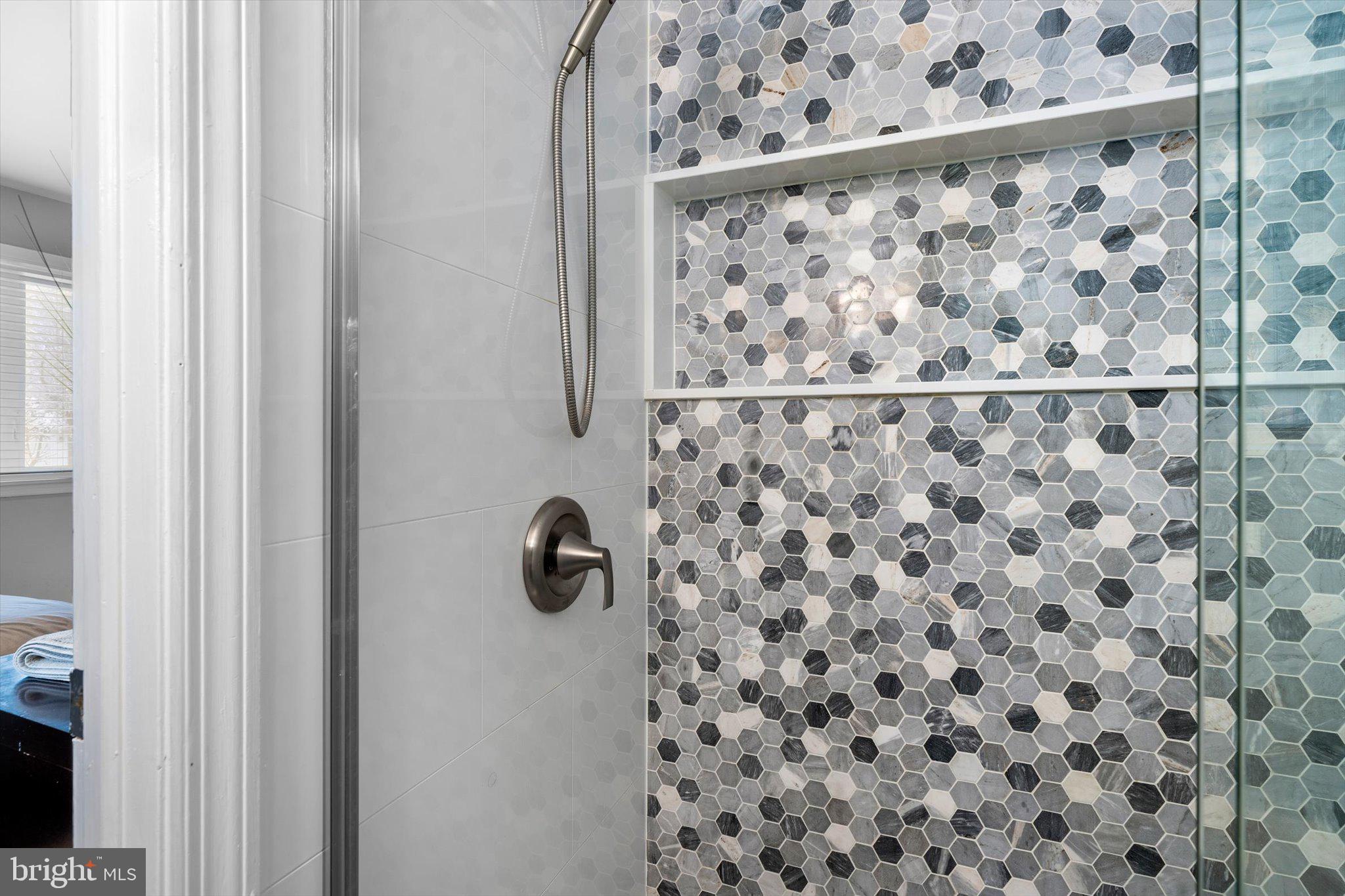 20 Azalea Way Hamilton, NJ 08690 - Photo 33 of 45