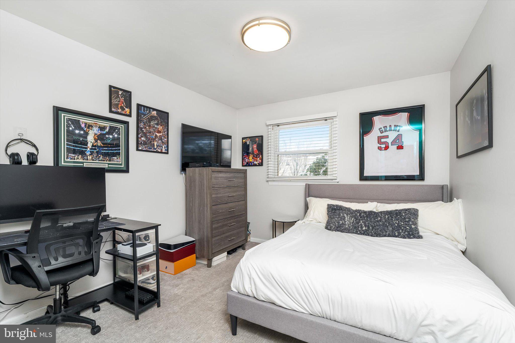 20 Azalea Way Hamilton, NJ 08690 - Photo 37 of 45