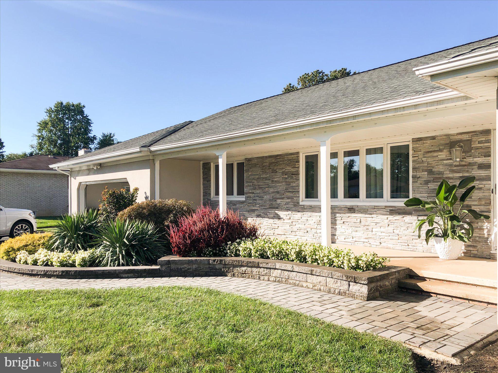 20 Azalea Way Hamilton, NJ 08690 - Photo 4 of 45