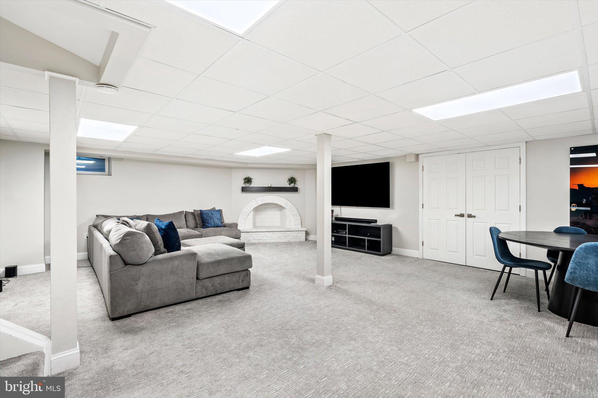 20 Azalea Way Hamilton, NJ 08690 - Photo 42 of 45