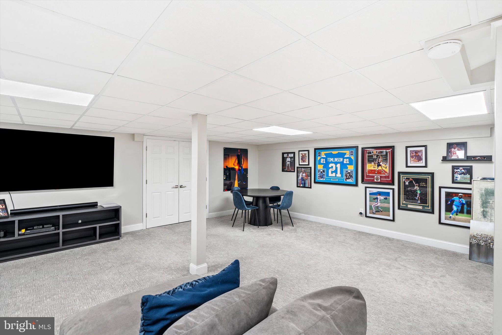 20 Azalea Way Hamilton, NJ 08690 - Photo 43 of 45