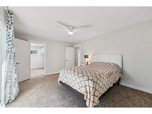 $269,900 | 1302 Northeast Hogan Drive, Unit 169, Gresham, OR 97030