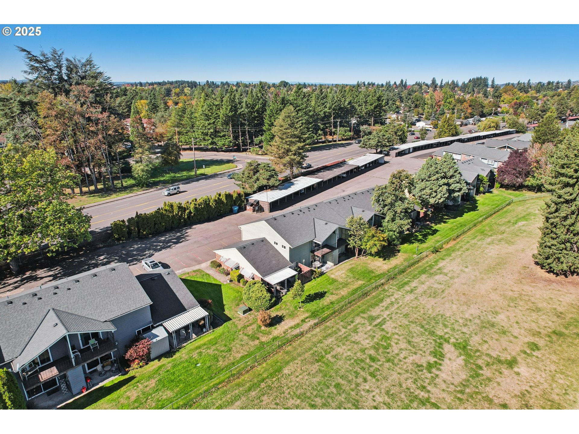 1302 Northeast Hogan Drive, Unit 169 Gresham, OR 97030 - Photo 39 of 46 a view of a city from a terrace
