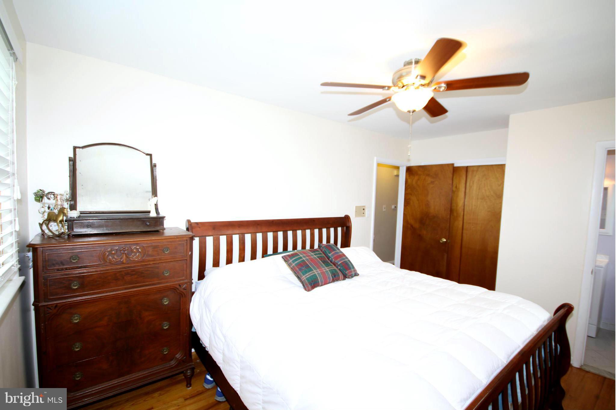 16708 Livingston Road Accokeek, MD 20607 - Photo 11 of 29 Bedroom (Master)