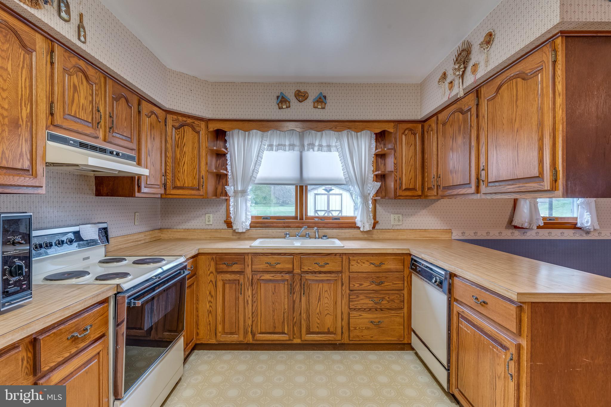 3561 Old Leetown Pike Ranson, WV 25438 - Photo 27 of 52