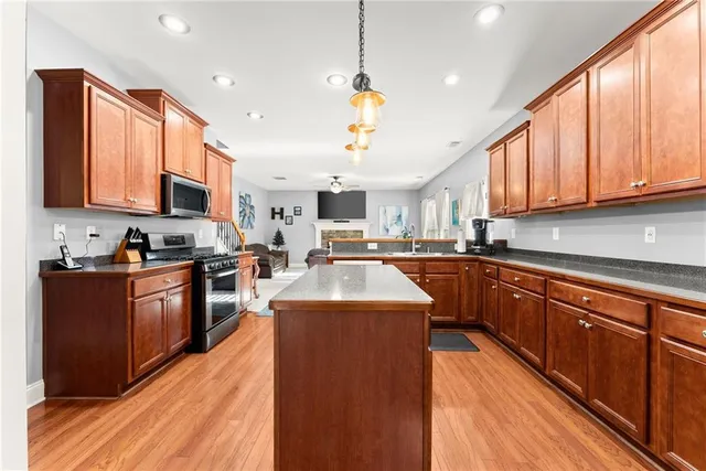 $399,999 | 725 Larry Lane, Winder, GA 30680