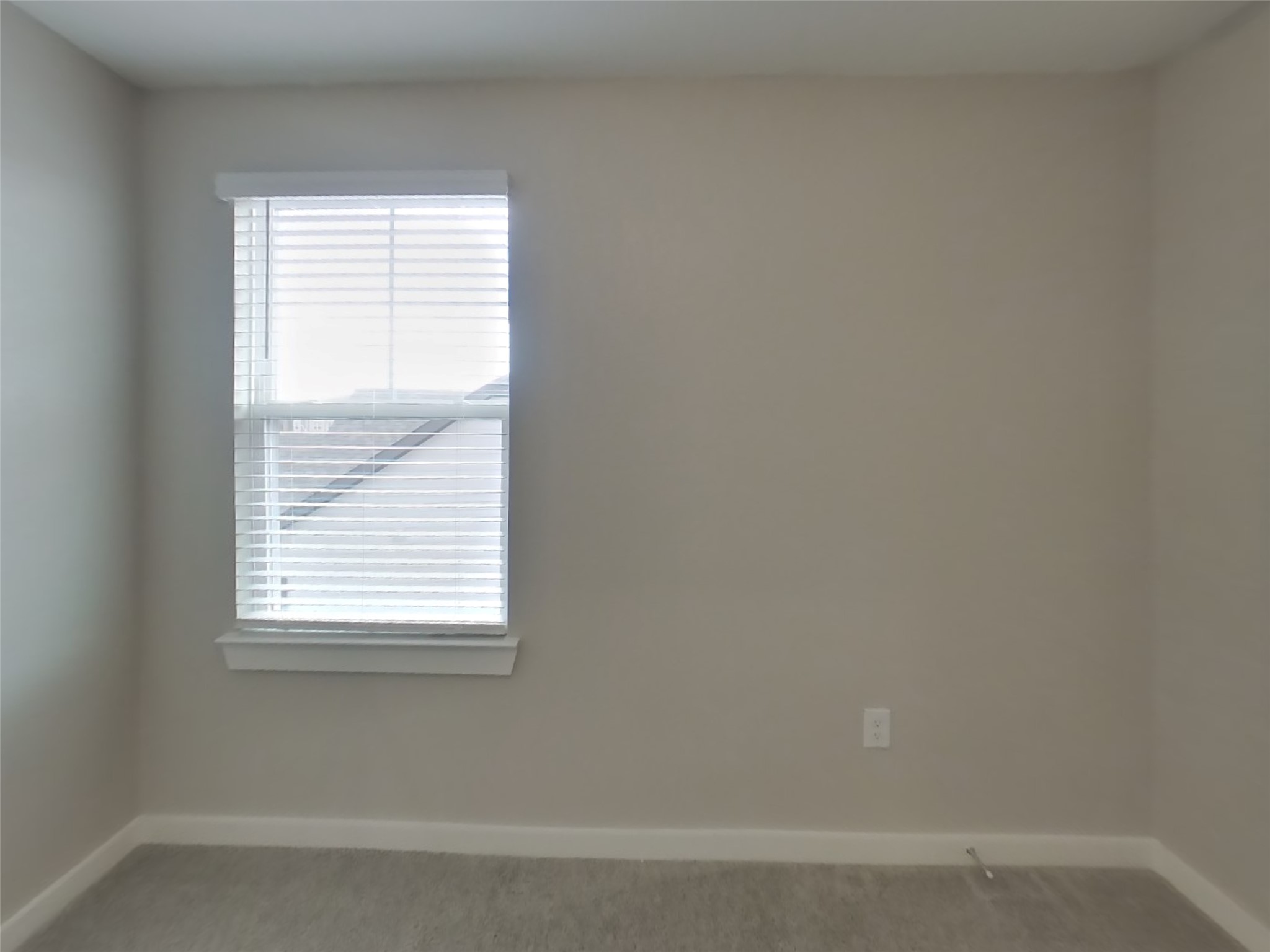 509 Raglands Road Leander, TX 78641 - Photo 9 of 18 an empty room with a window