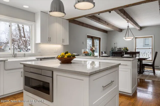 $2,795,000 | 1930 West Homestead Drive, Jackson, WY 83001