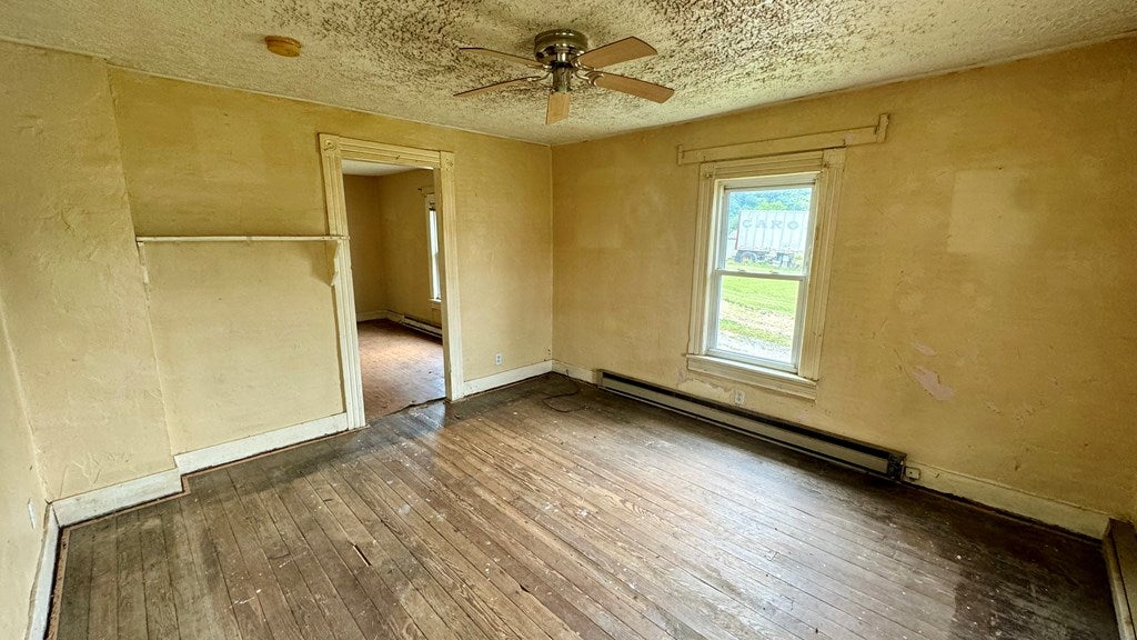 2225 West Ridge Road Wytheville, VA 24382 - Photo 8 of 28 Gallery Image 8